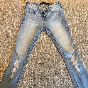 Tween girls Hollister Jeans size 00S w23